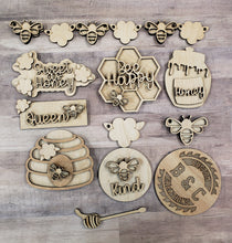 Load image into Gallery viewer, Bee Tier Tray