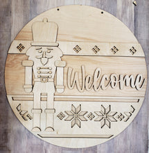 Load image into Gallery viewer, Nutcracker Round