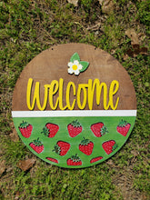 Load image into Gallery viewer, Strawberry Round