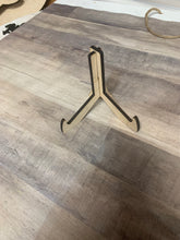 Load image into Gallery viewer, Easels