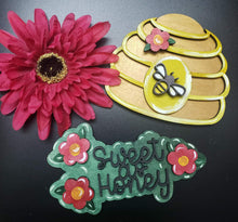 Load image into Gallery viewer, Bee Tier Tray