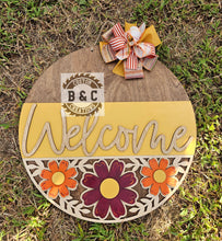 Load image into Gallery viewer, Floral Welcome 2
