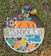 Load image into Gallery viewer, Welcome Fall Pumpkin Leaves
